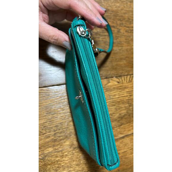 Coach Teal Green Pebbled Leather Park Wristlet Turnlock Hang Tag #F49472 - Picture 5 of 6